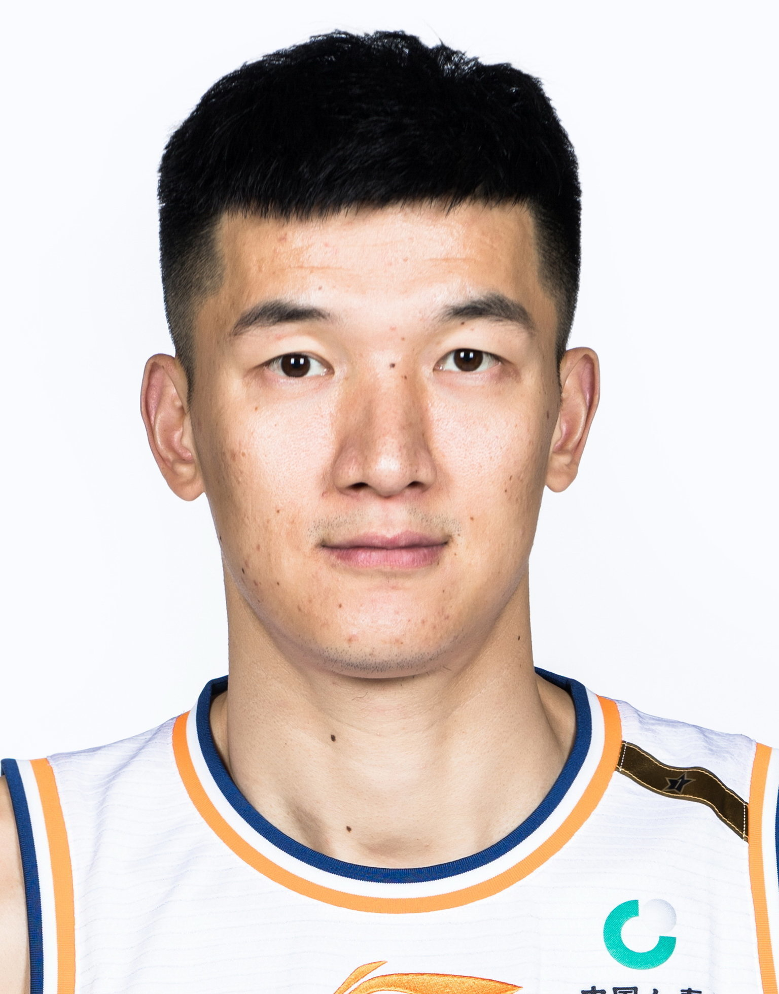 https://img.dnaps.cn/img/basketball/player/312ec654b16eeadc1188204ee3ec9527.jpg